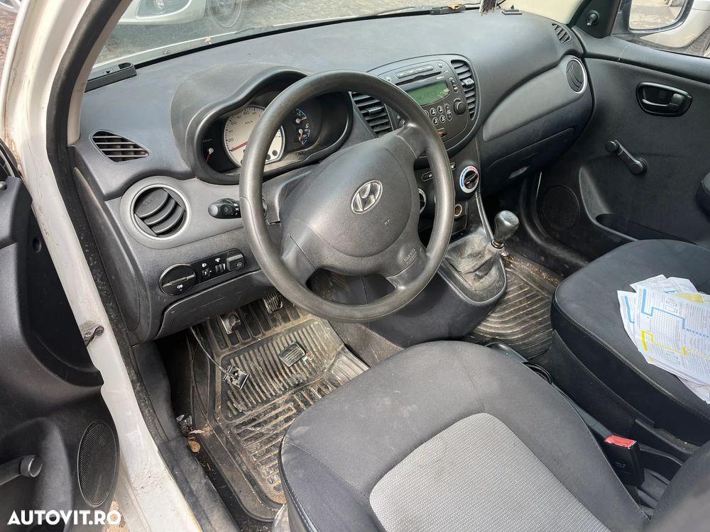 Dezmembrez Hyundai I10 alb 2008 1,1 benzina 48,5KW - 6