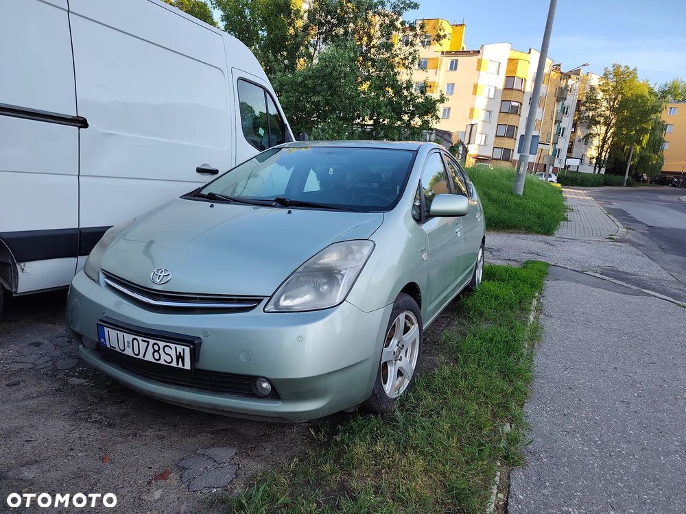 Toyota Prius 1.5 VVT-i Sol (nav) - 1