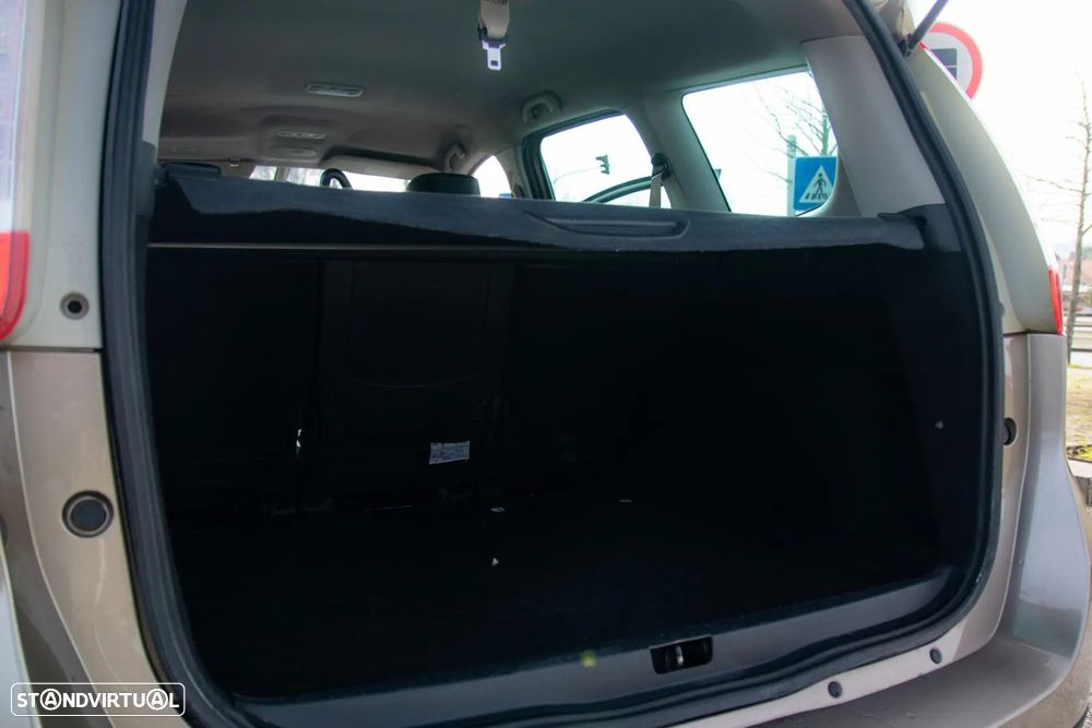 Renault Scénic 1.5 dCi Bose Edition SS - 46