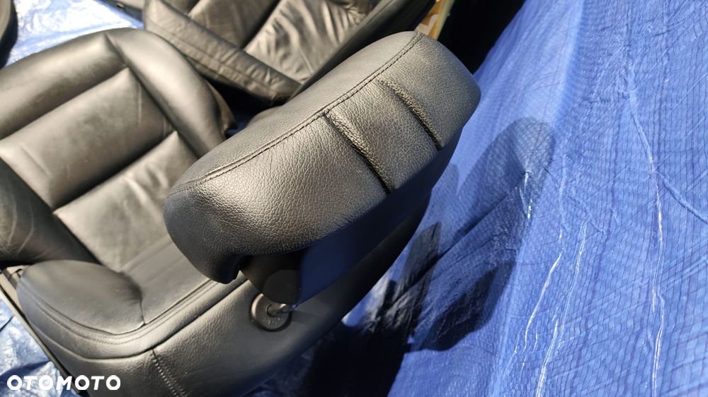 FOTELE KANAPA TUNEL ŚRODKOWY PODŁOKIETNIK BOCZKI DRZWI LED DEKORY TAPICERKA WNĘTRZE SKÓRA CZARNA GRZANA PAMIĘĆ FULL MASAŻE MERCEDES W221 LIFT KRÓTKI - 10