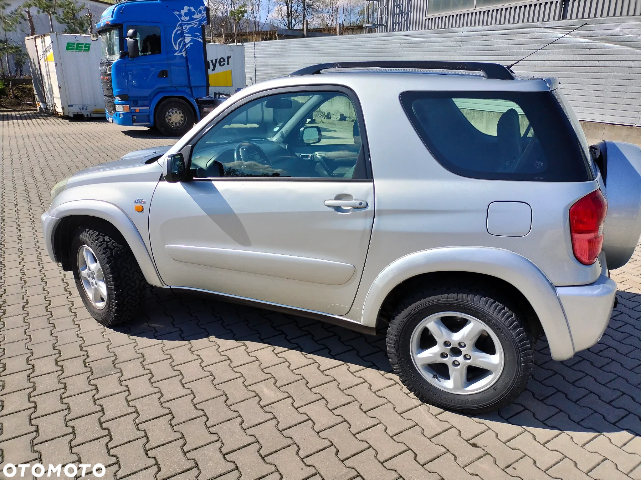 Toyota RAV4 D-4D 4x4 - 15