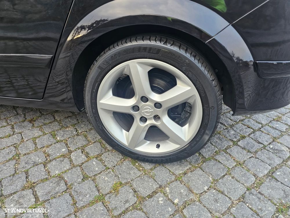 Opel Astra 1.7 CDTi Cosmo M6 - 10