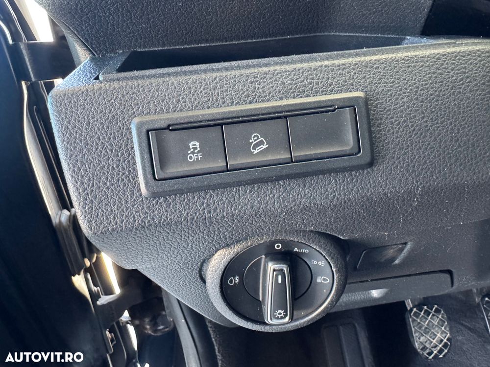 Volkswagen Multivan - 22