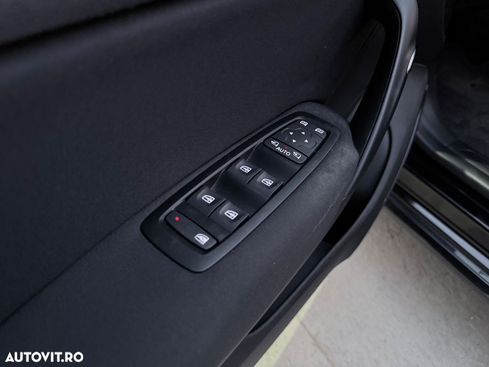 Renault Megane TCe GPF EDC Intens - 12