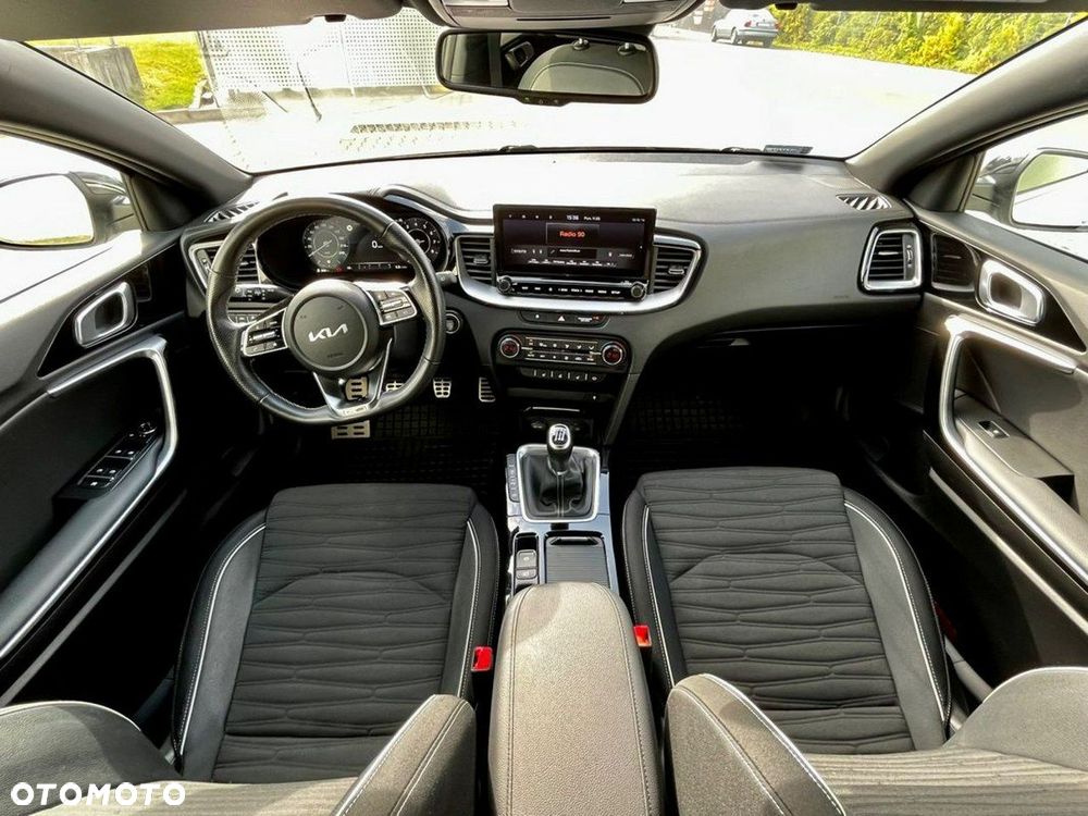 Kia ProCeed - 7