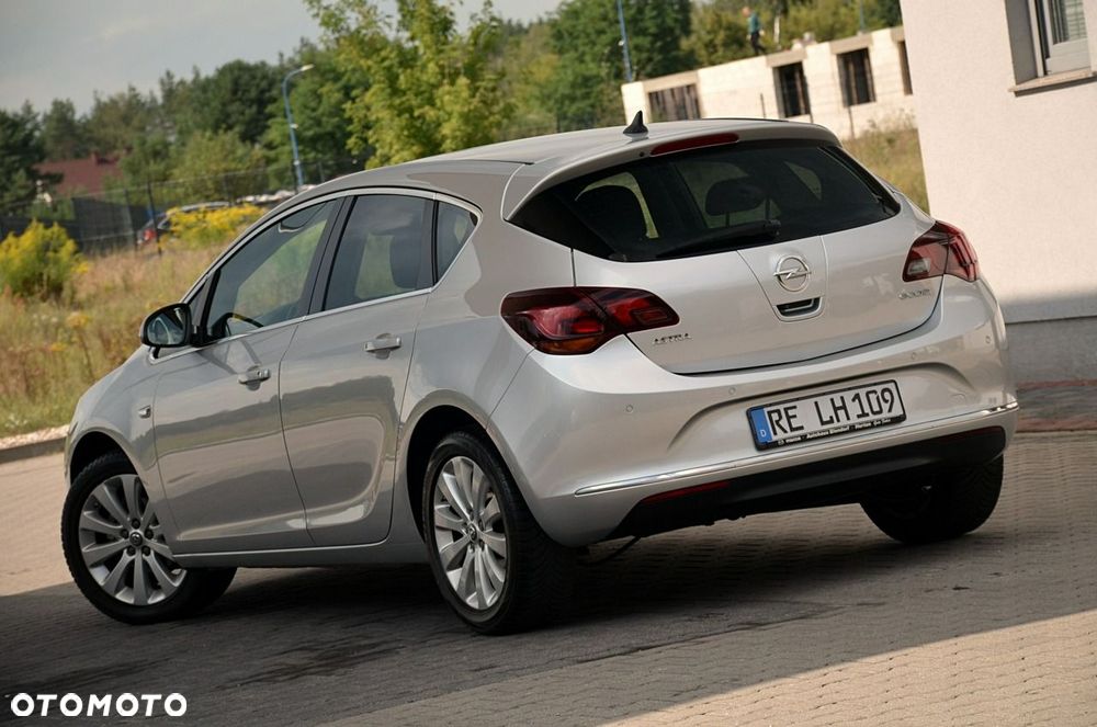 Opel Astra - 8