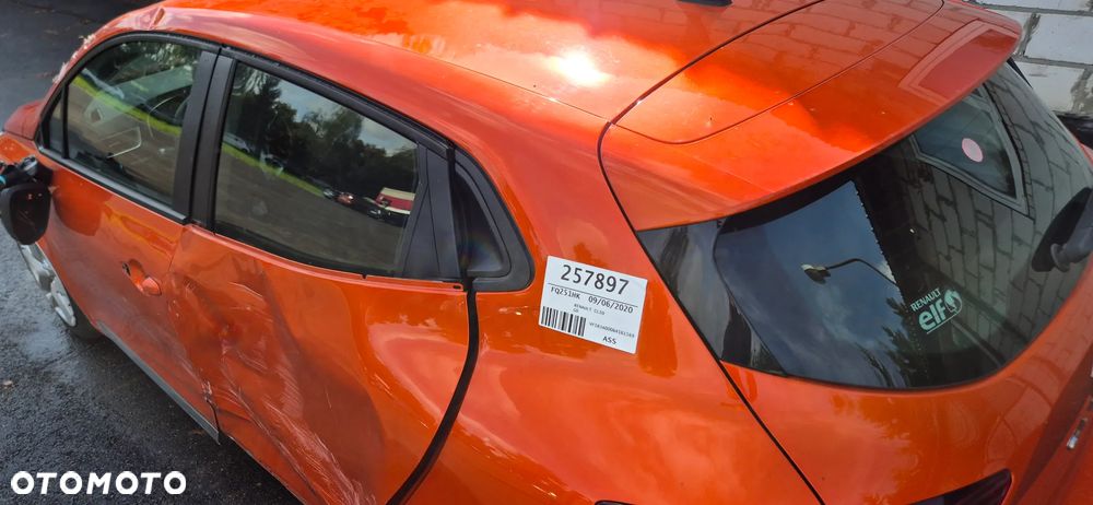 Renault Clio 1.5 dCi Energy Limited 2018 - 8