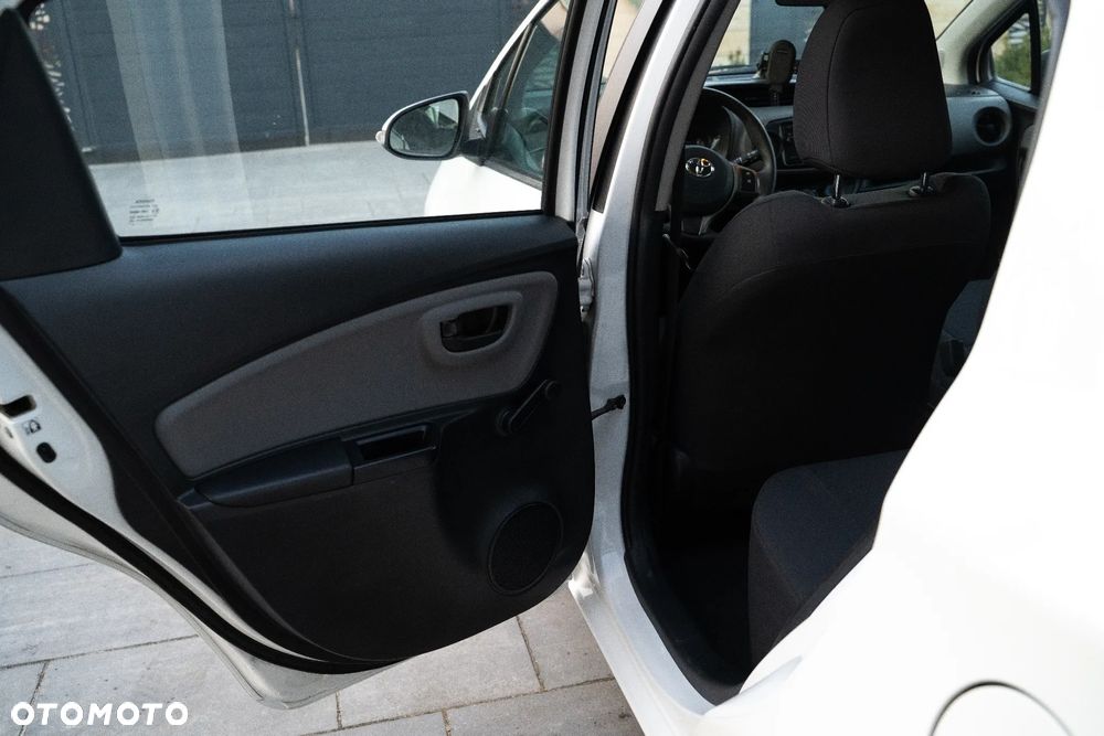 Toyota Yaris 1.0 Life - 33