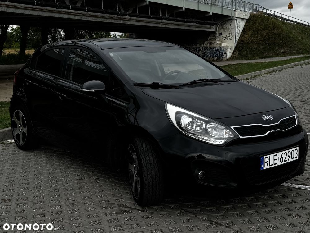 Kia Rio - 2