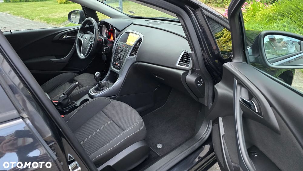 Opel Astra - 11
