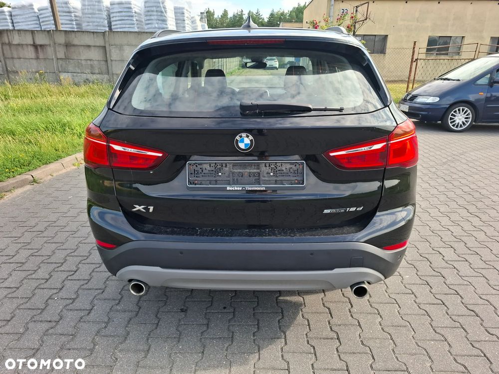 BMW X1 sDrive18d - 8