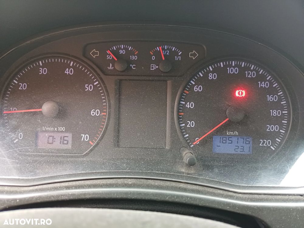 Volkswagen Polo 1.4 Trendline - 8