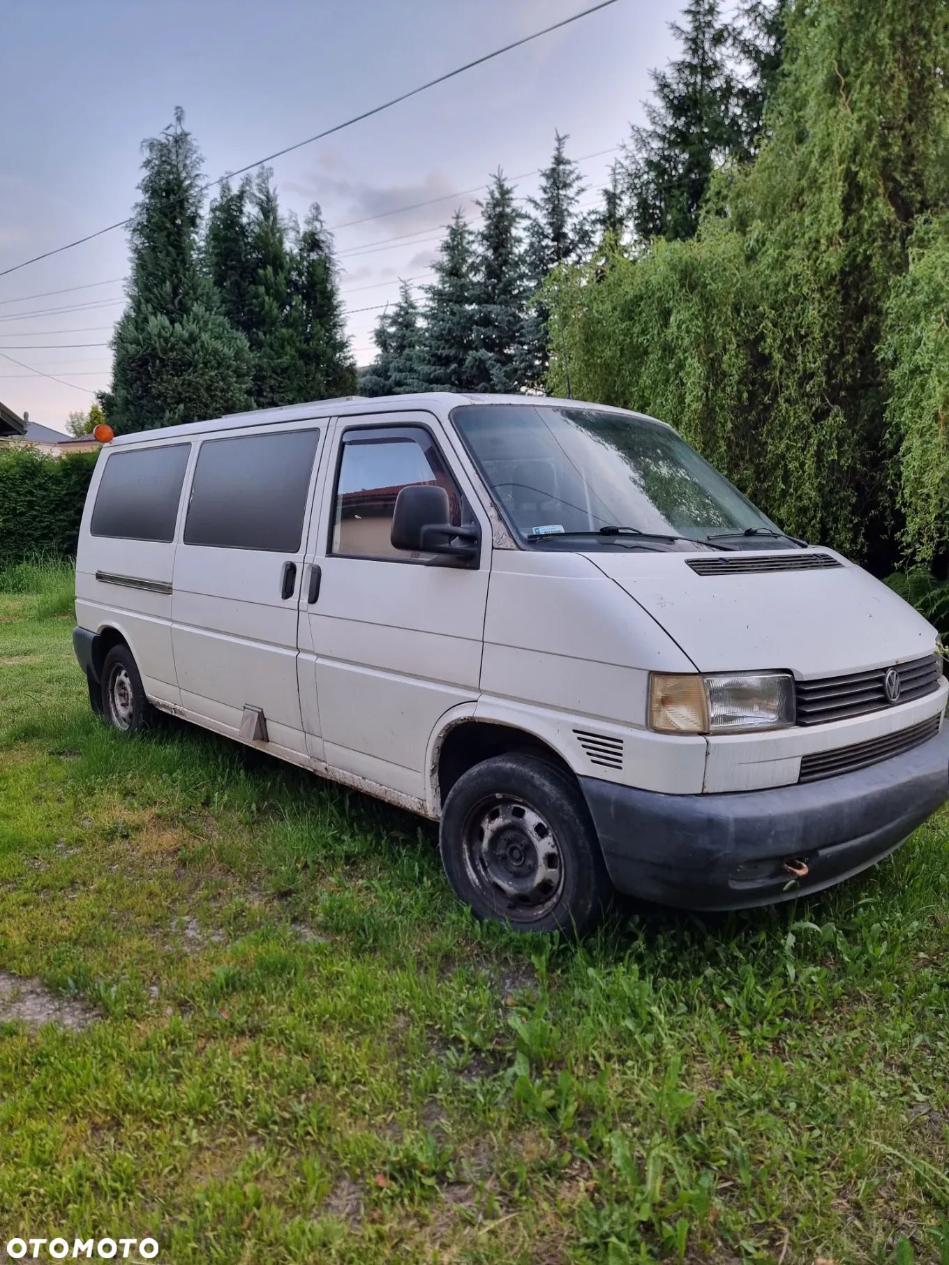 Volkswagen Transporter - 1