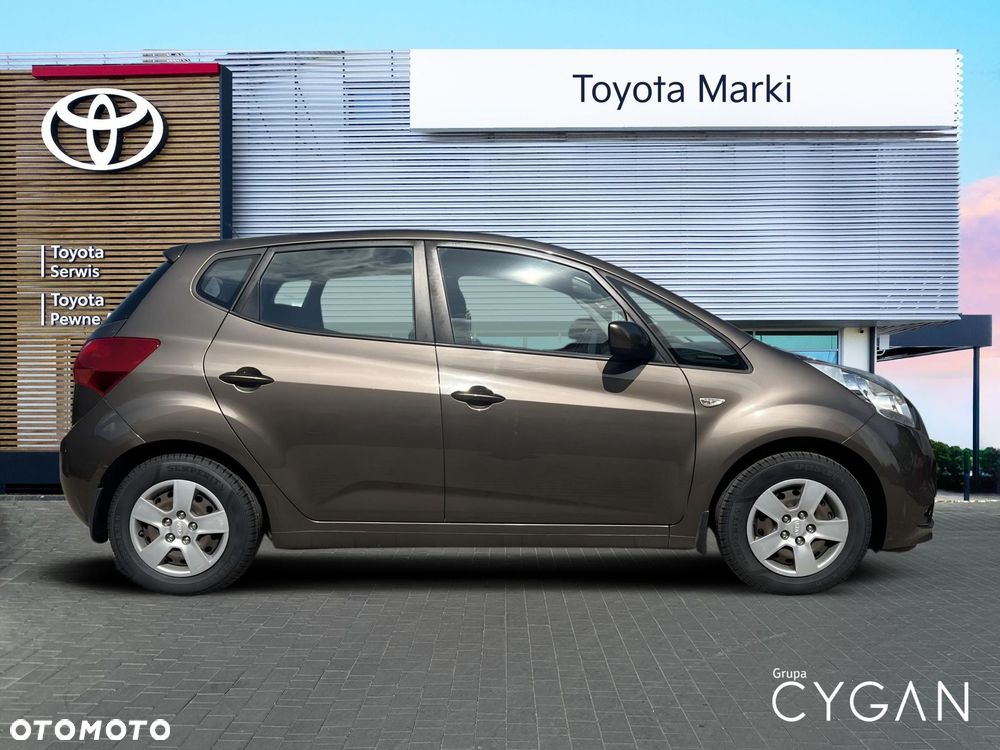 Kia Venga - 6