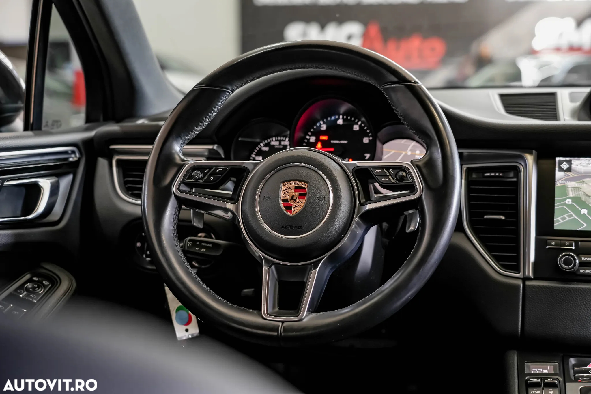 Porsche Macan - 7