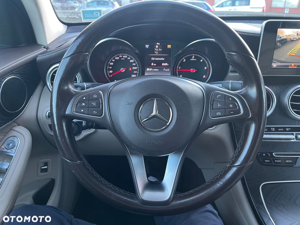 Mercedes-Benz GLC - 9