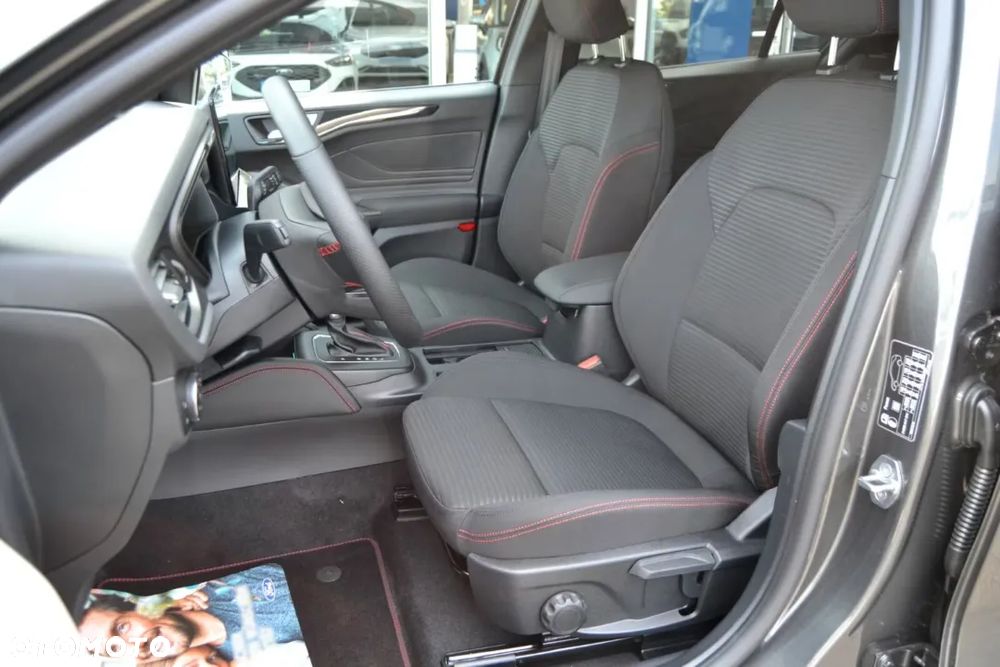 Ford Focus 1.0 EcoBoost mHEV ST-Line X - 9