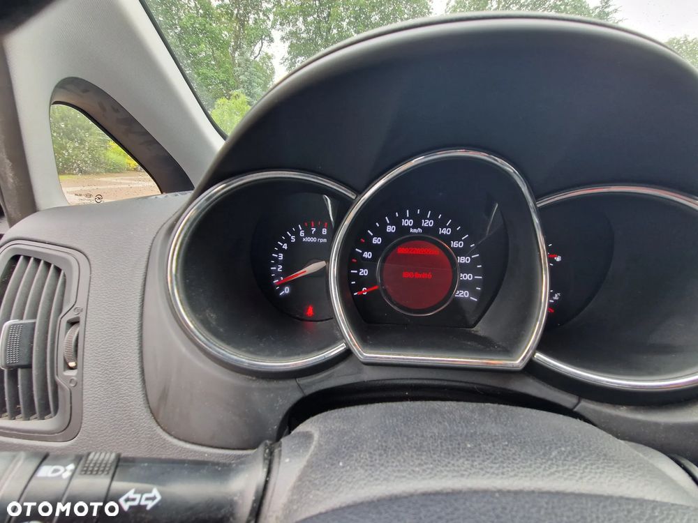 Kia Rio 1.2 Attract - 11