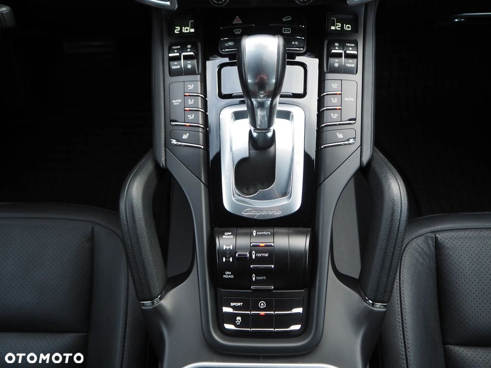 Porsche Cayenne Diesel Platinum Edition - 28