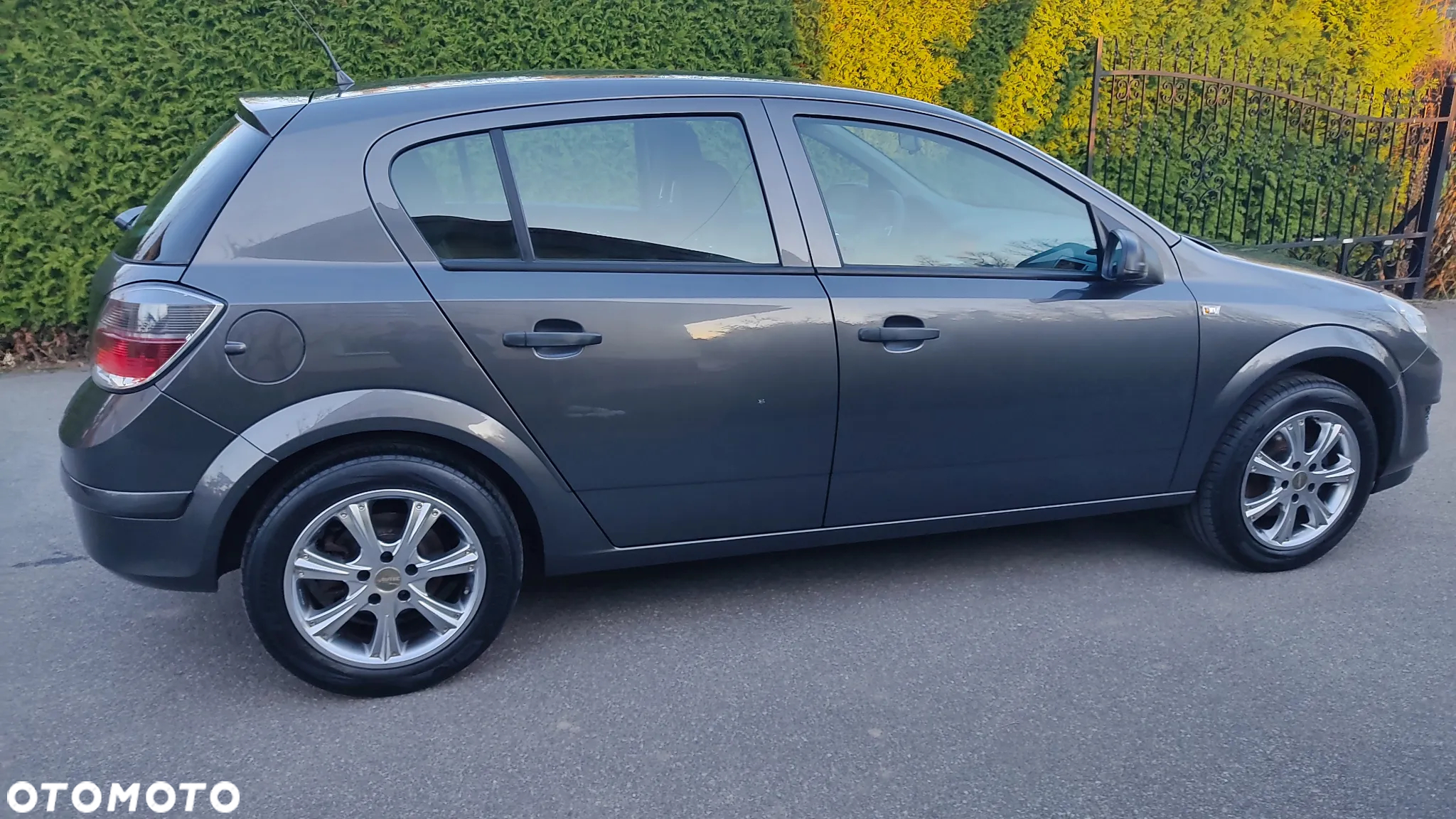 Opel Astra 1.6 Active - 23