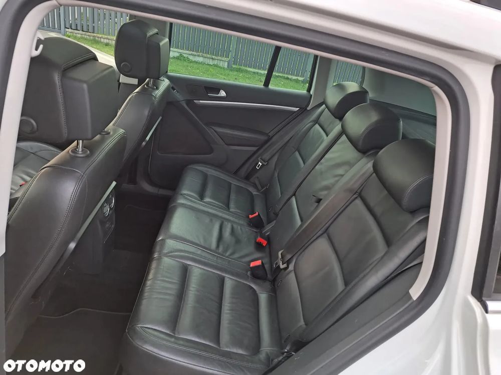 Volkswagen Tiguan 2.0 TDI SCR 4MOTION BlueMotion Technology DSG Lounge Sport & Style - 15