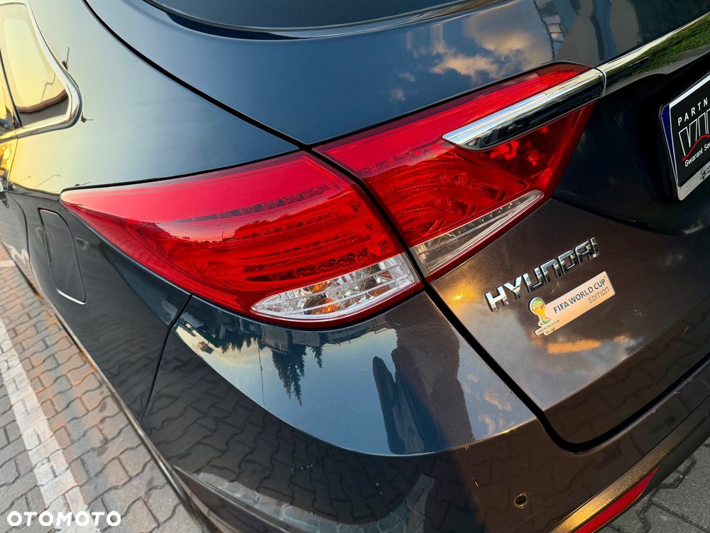 Hyundai i40 i40cw 1.6 Fifa World Cup Edition - 12