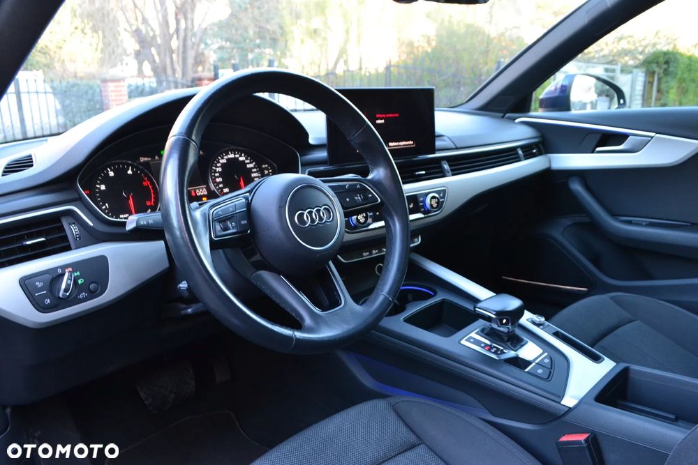 Audi A4 Avant 35 TDI mHEV S tronic - 17