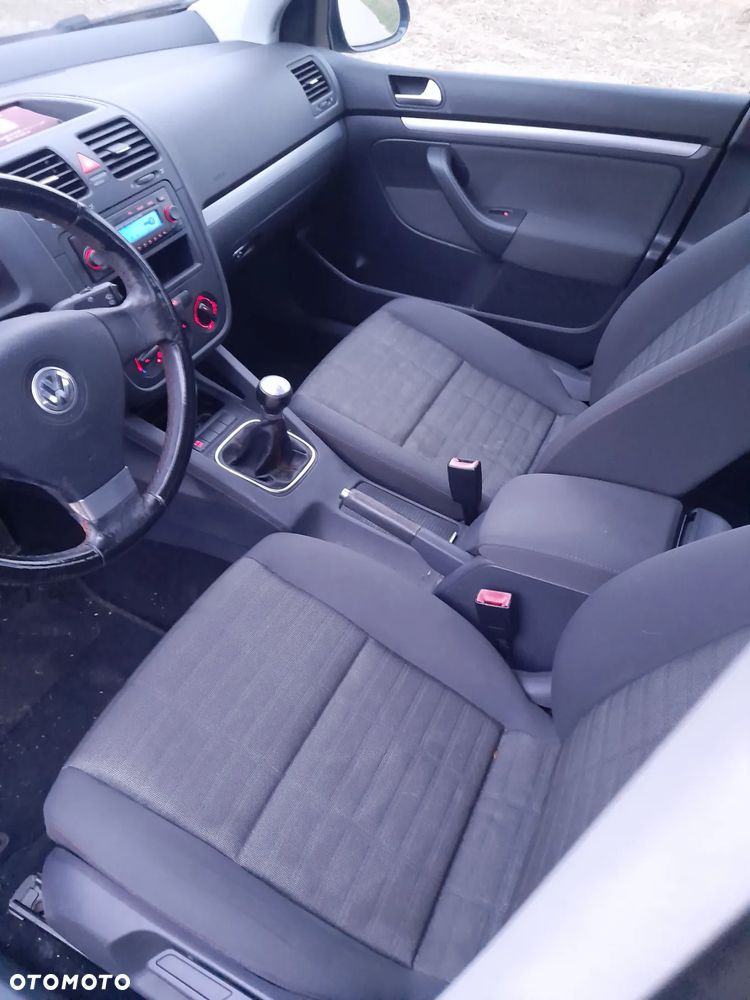 Volkswagen Golf - 13