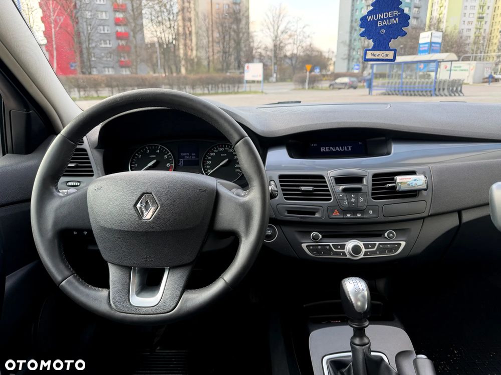 Renault Laguna 1.6 Authentique - 10