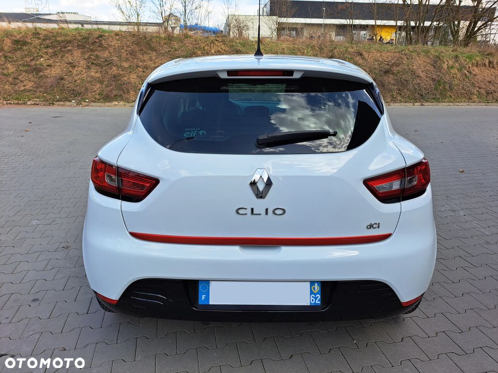 Renault Clio - 7