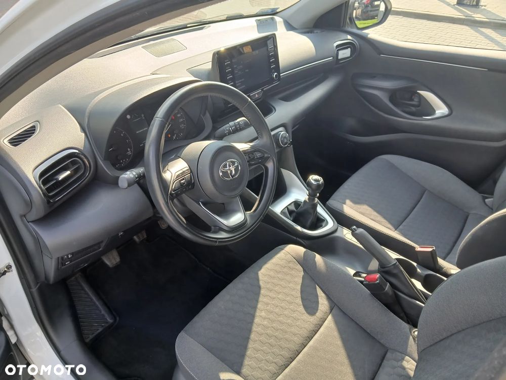 Toyota Yaris 1.5 Comfort - 9