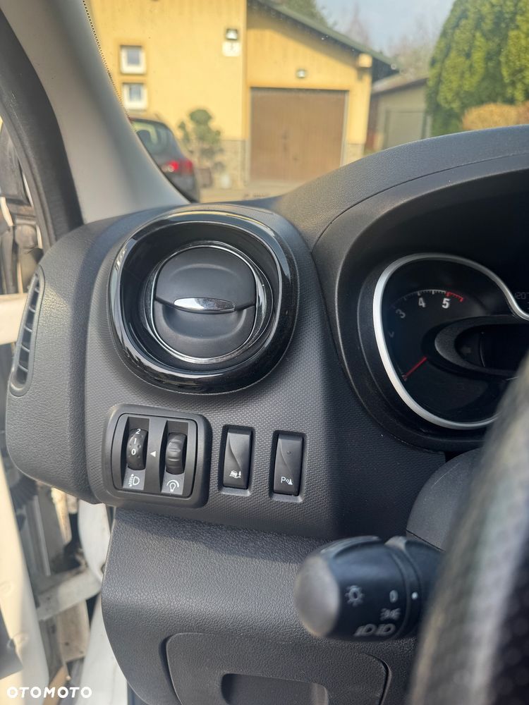 Opel Vivaro - 9