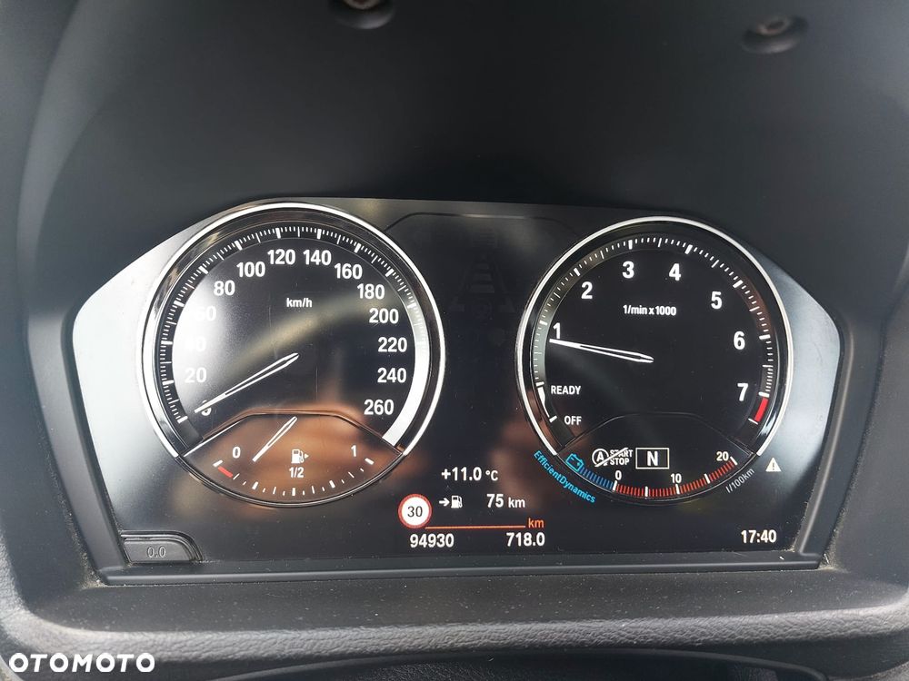 BMW X1 sDrive18i Advantage - 12