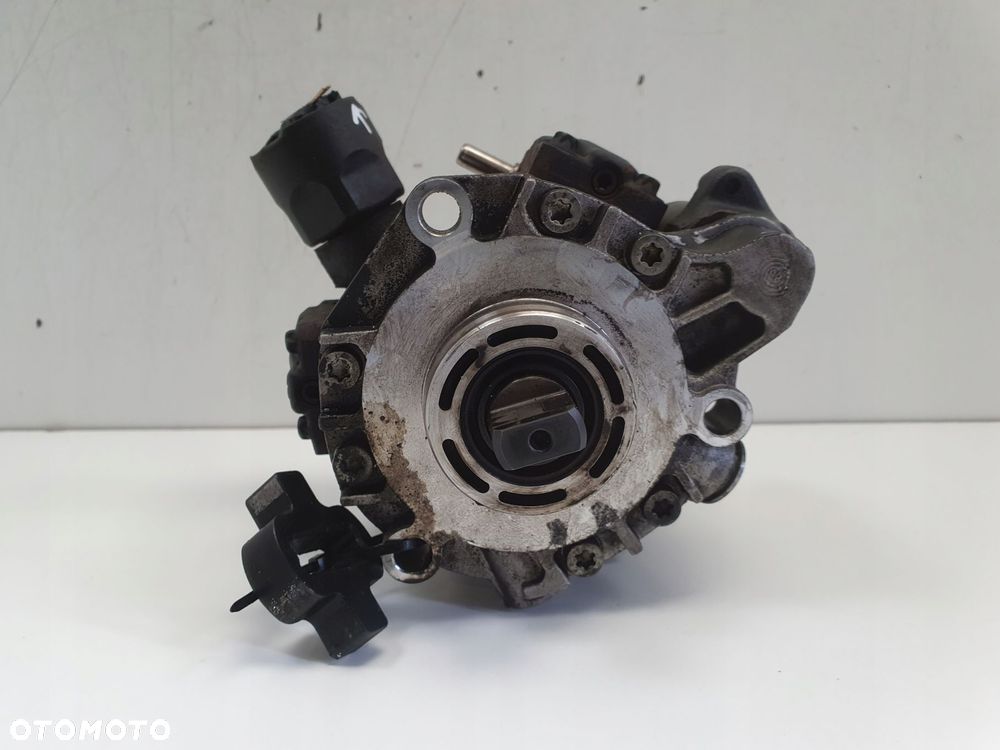 Volvo C30 V50 S40 II V70 III 2.0 D POMPA WTRYSKOWA paliwa - 1