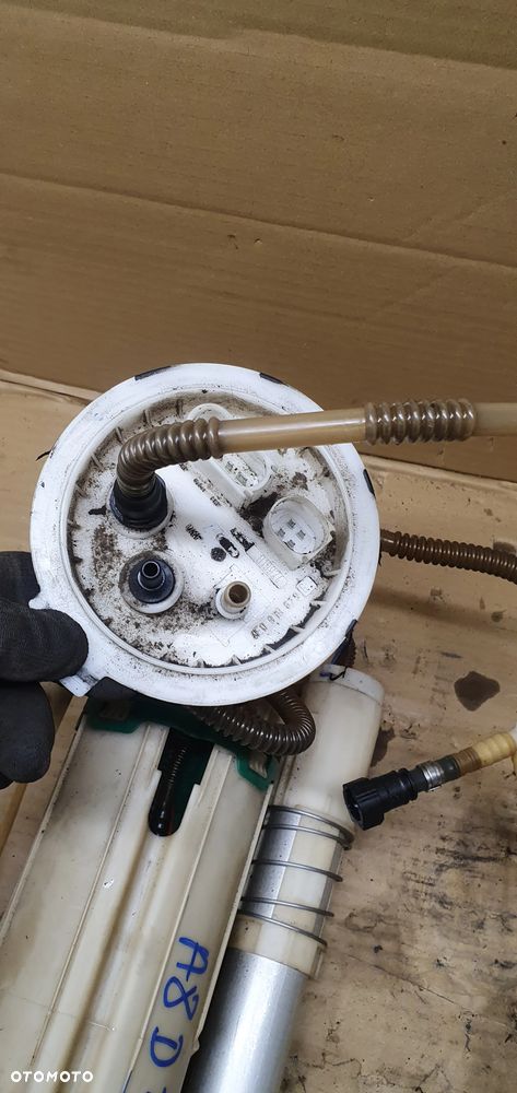 Pompka paliwa pływak prawa lewa komplet Audi A8 D3 4.2 TDI 3D0919679 4E0919679G - 4