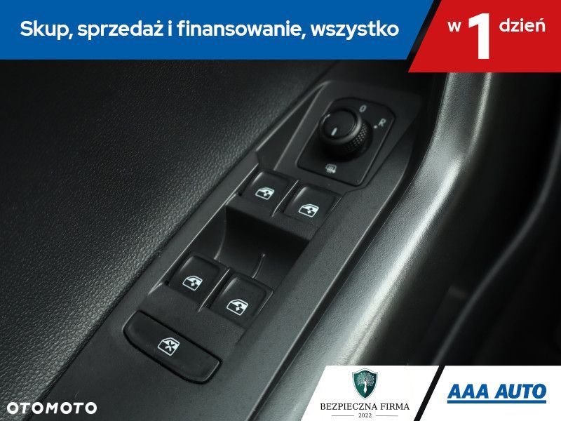 Volkswagen Polo - 18