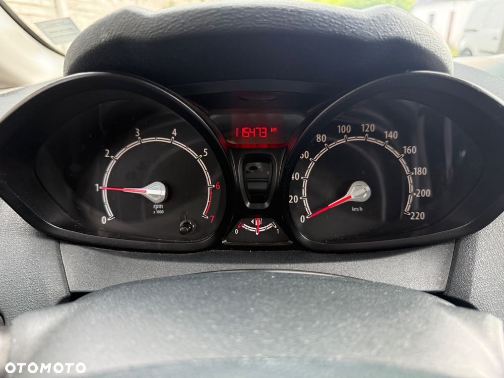 Ford Fiesta 1.25 Trend - 21