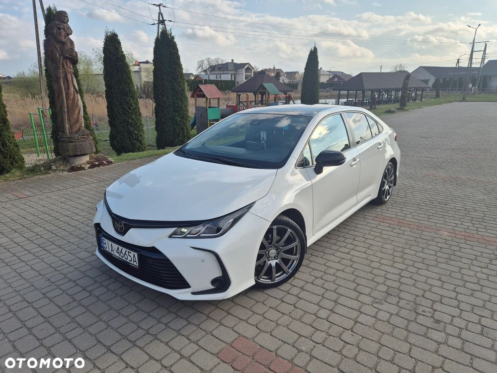 Toyota Corolla - 1