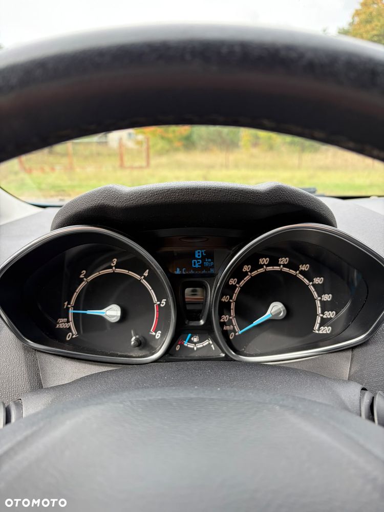 Ford Fiesta - 16
