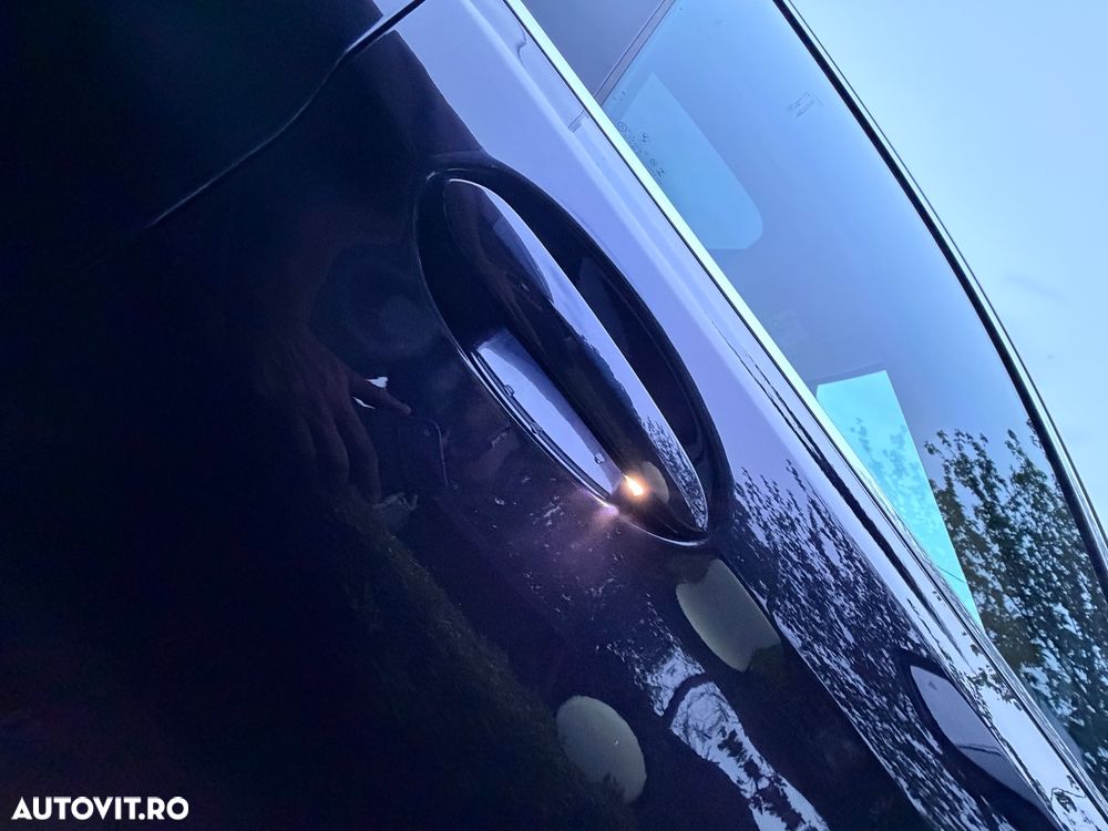 BMW Seria 5 530e xDrive AT PHEV - 25