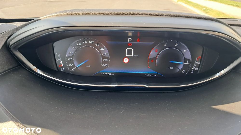 Peugeot 5008 - 11