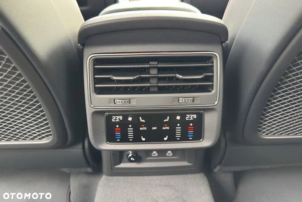 Audi Q7 50 TDI quattro tiptronic S line - 24