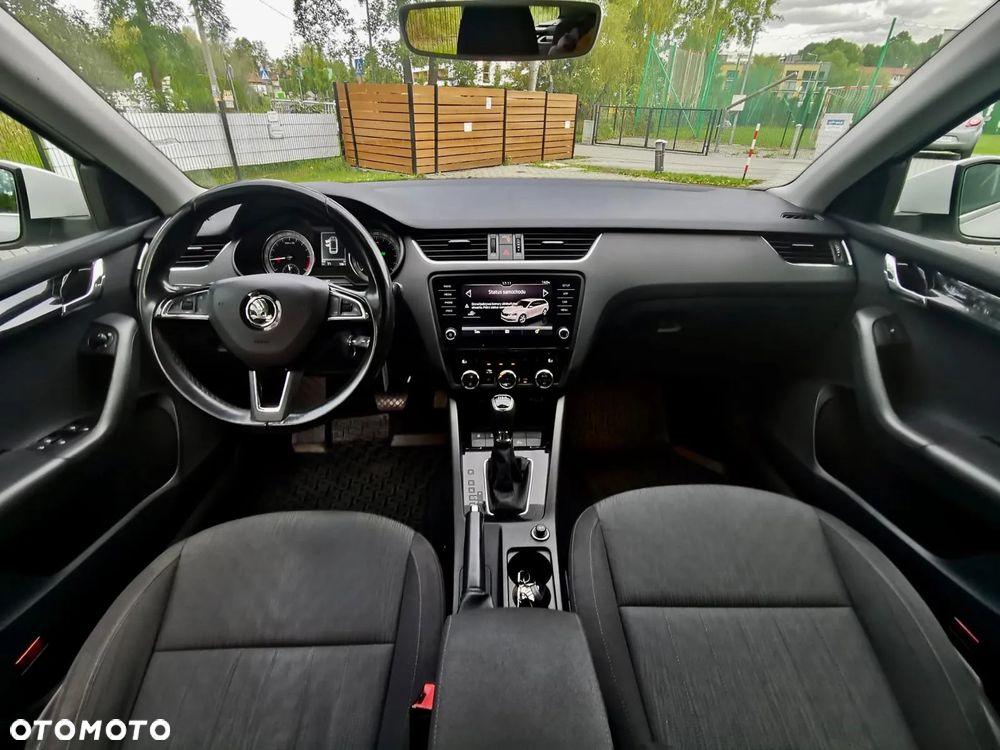 Skoda Octavia 2.0 TDI Style DSG - 14