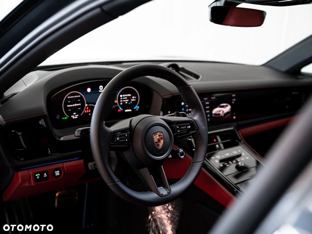Porsche Panamera 4 - 9