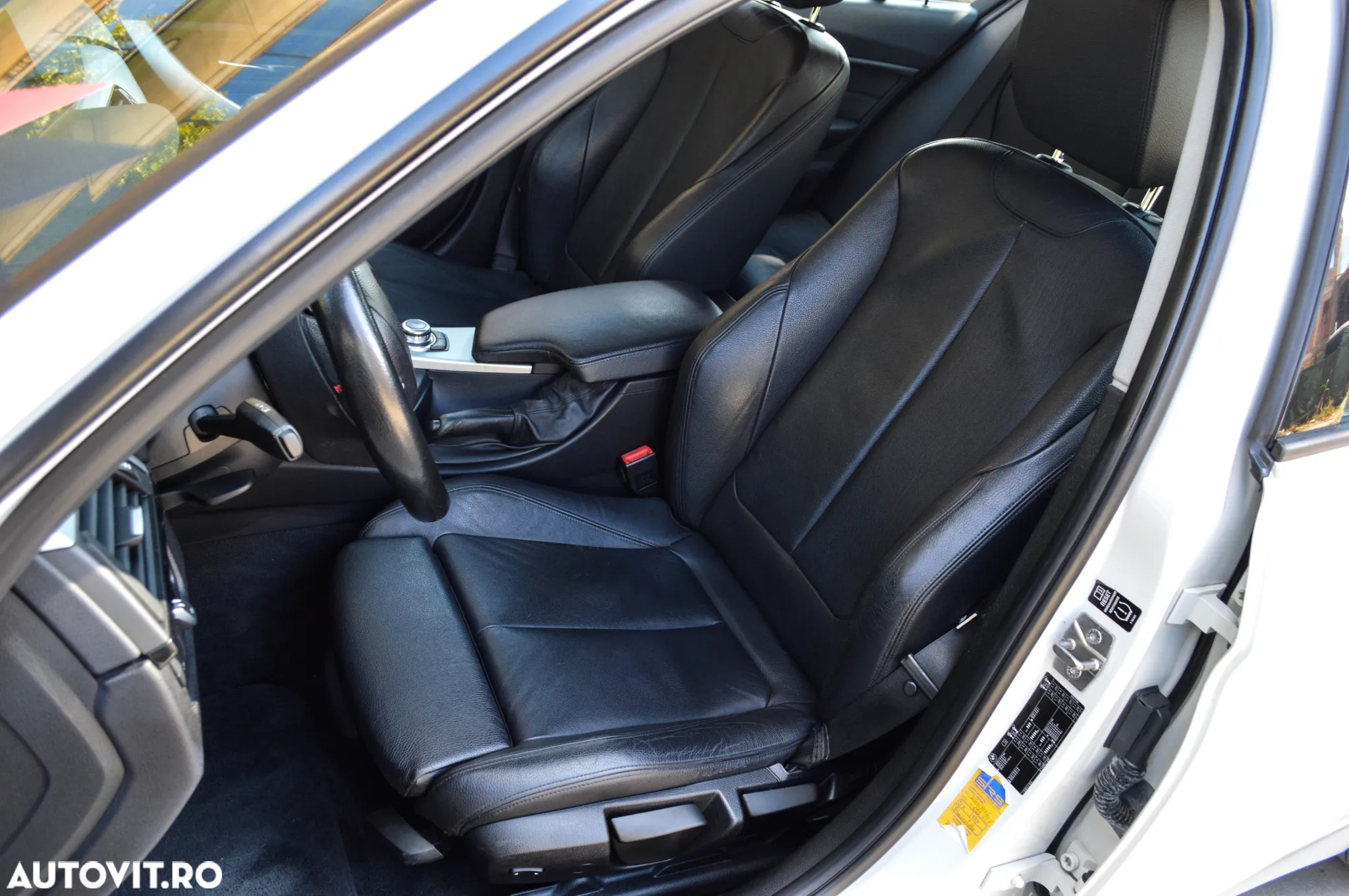 BMW Seria 3 - 27