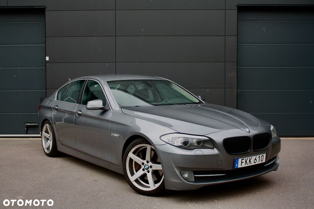 BMW Seria 5 525d - 1