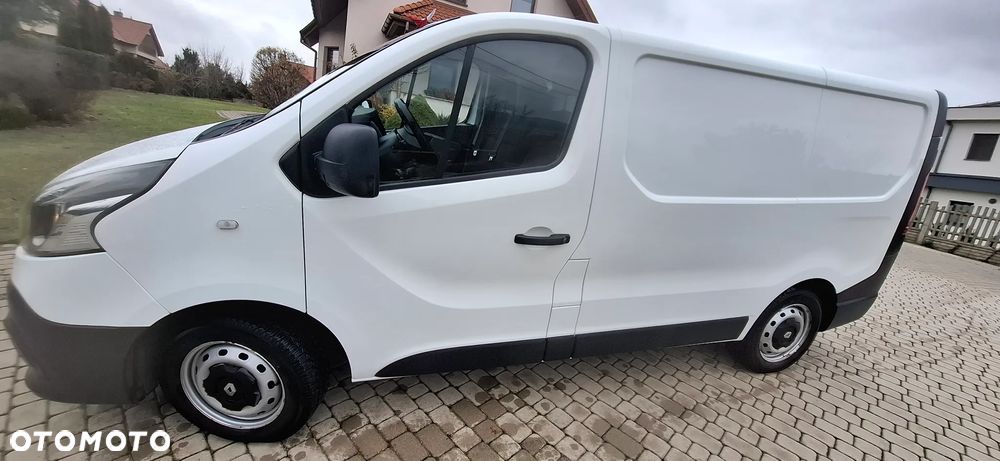 Renault Trafic - 1