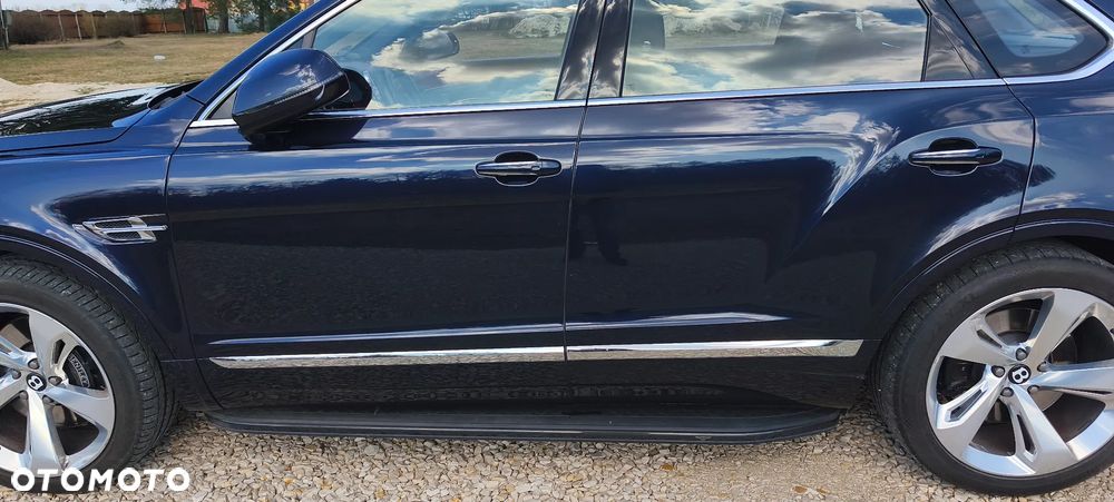 Bentley Bentayga - 9