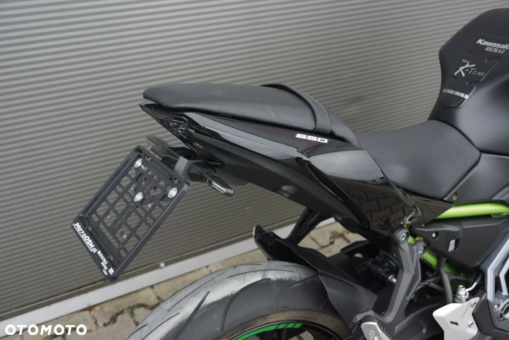 Kawasaki Z 650 - 4