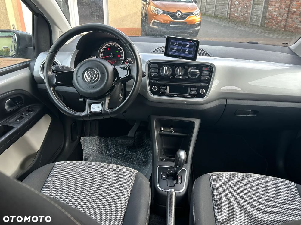 Volkswagen up! ASG move - 17